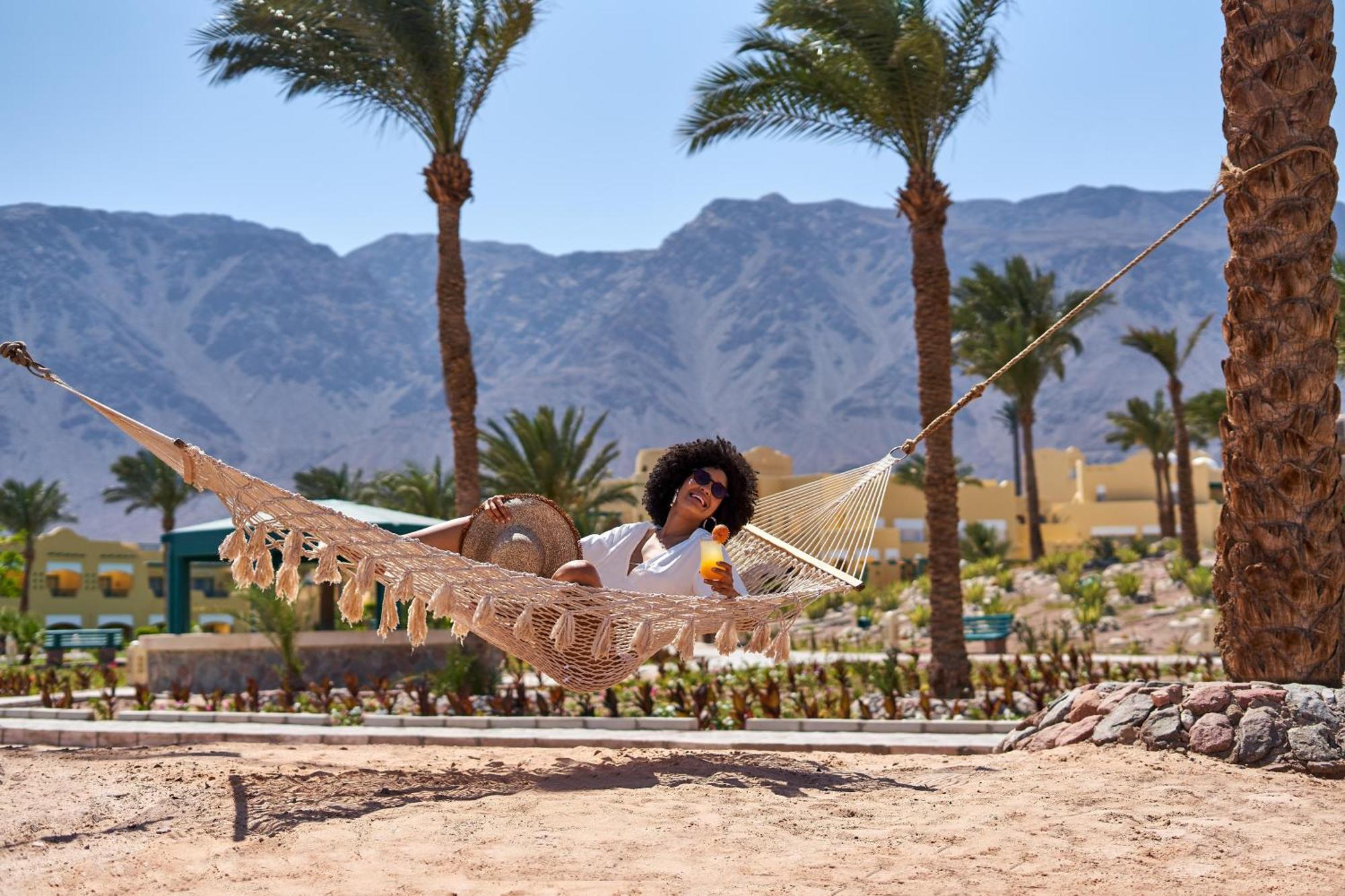 The Bayview Taba Heights Resort Bagian luar foto