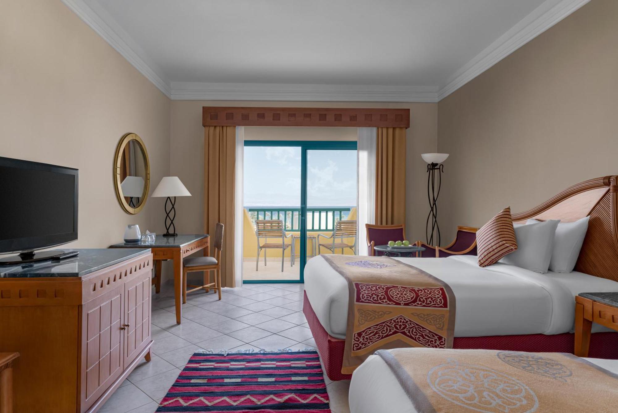 The Bayview Taba Heights Resort Bagian luar foto