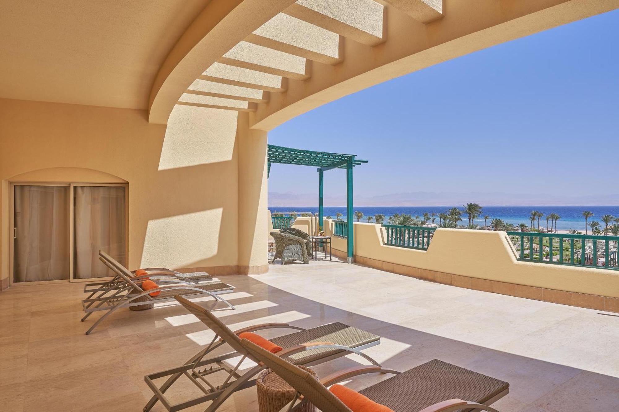 The Bayview Taba Heights Resort Bagian luar foto